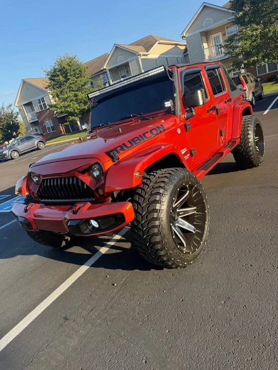 2009 Jeep Wrangler - Image 2 of 17