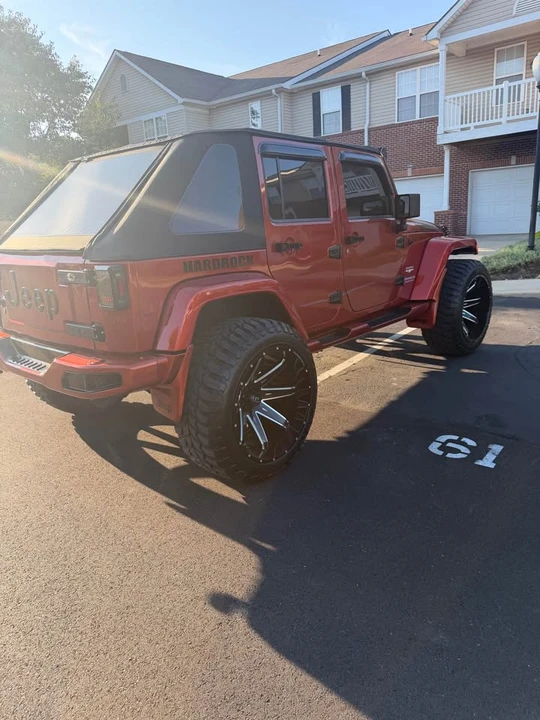 2009 Jeep Wrangler - Image 6 of 17