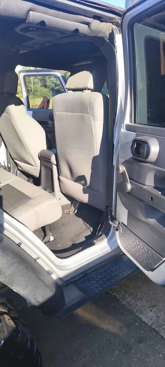 2009 Jeep JK Wrangler - Image 3 of 11