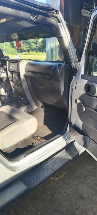 2009 Jeep JK Wrangler - Image 2 of 11