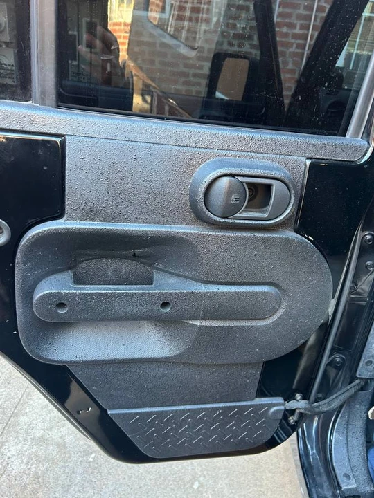 2009 Jeep JK Wrangler - Image 12 of 13