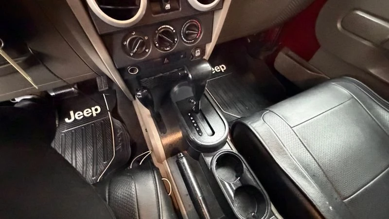 2009 Jeep JK Wrangler - Image 13 of 16
