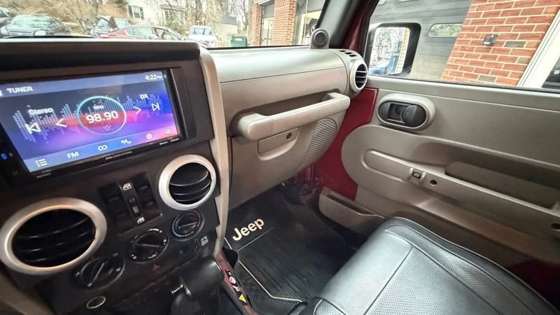 2009 Jeep JK Wrangler - Image 14 of 16