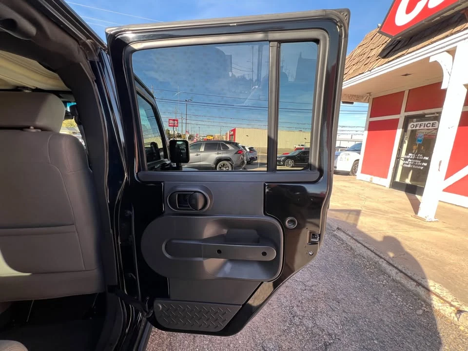 2009 Jeep JK Wrangler - Image 18 of 20