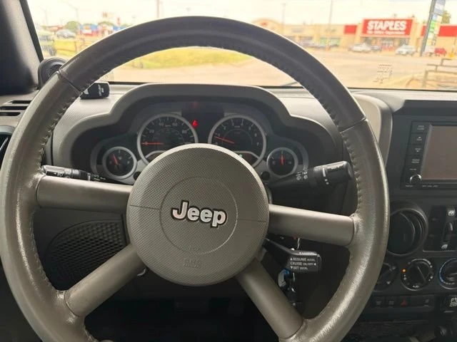 2009 Jeep JK Wrangler - Image 17 of 18