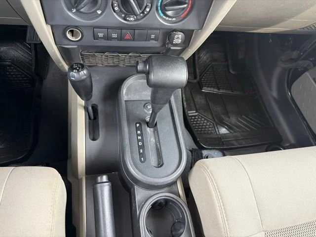 2009 Jeep JK Wrangler - Image 16 of 18