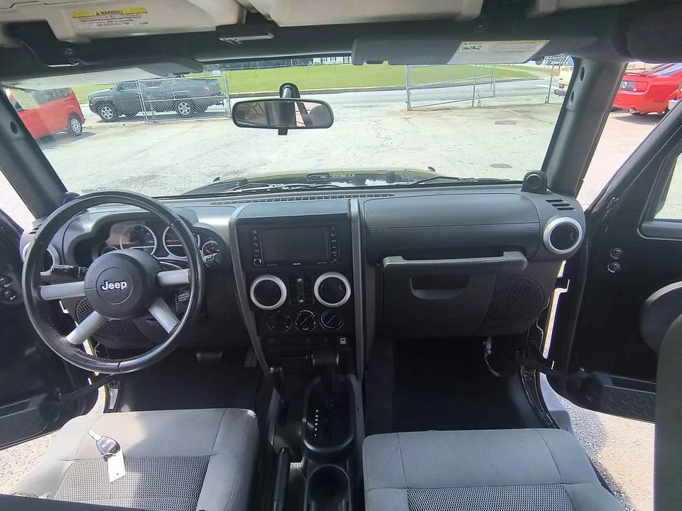 2009 Jeep JK Wrangler - Image 10 of 11