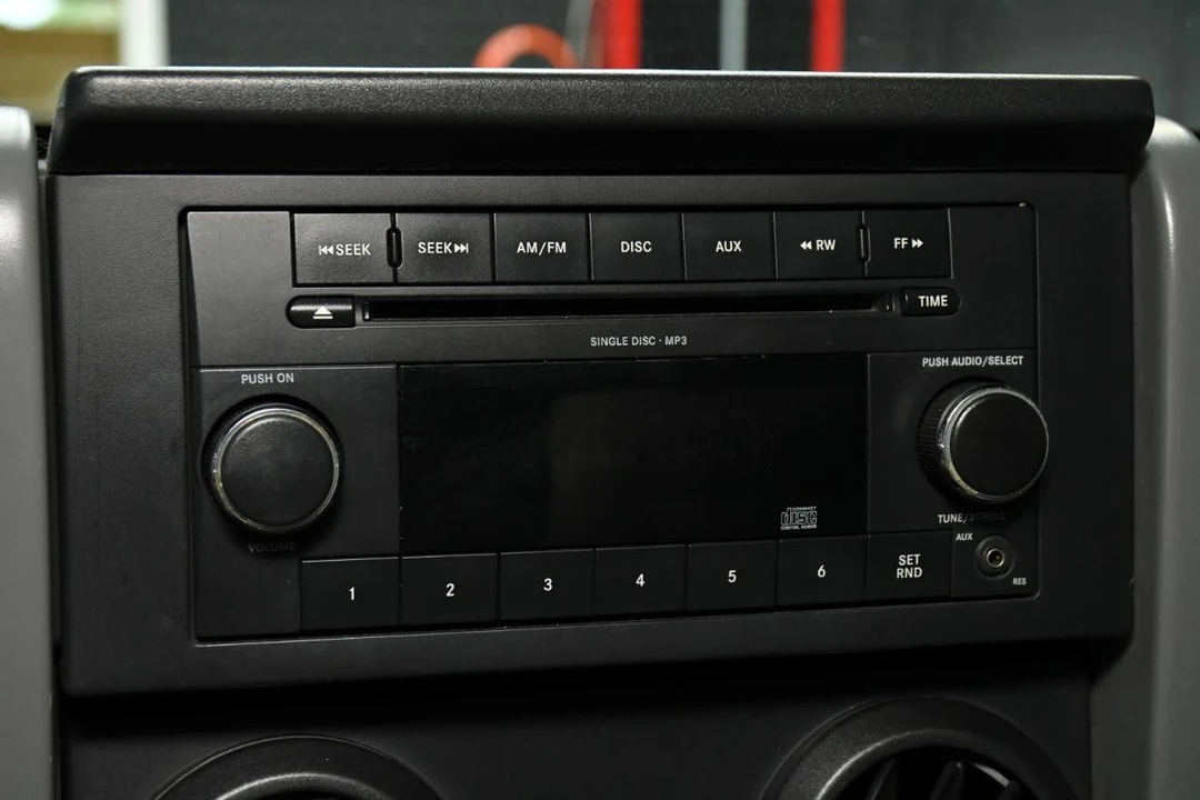 2009 Jeep JK Wrangler - Image 13 of 31