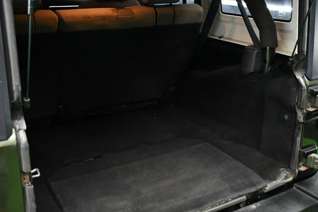 2009 Jeep JK Wrangler - Image 28 of 31