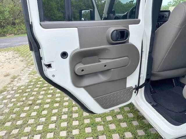 2009 Jeep JK Wrangler - Image 17 of 21
