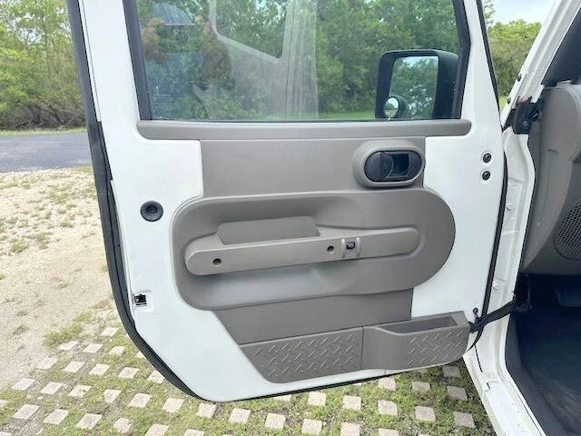 2009 Jeep JK Wrangler - Image 8 of 21