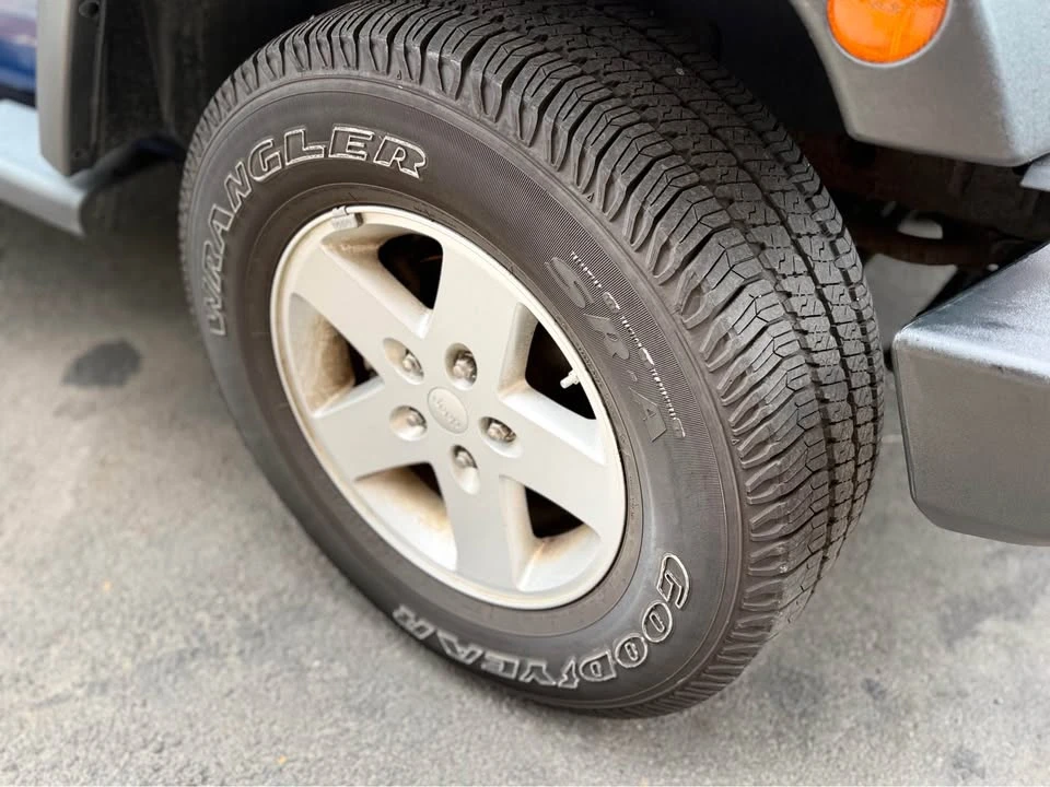 2009 Jeep JK Wrangler - Image 6 of 10