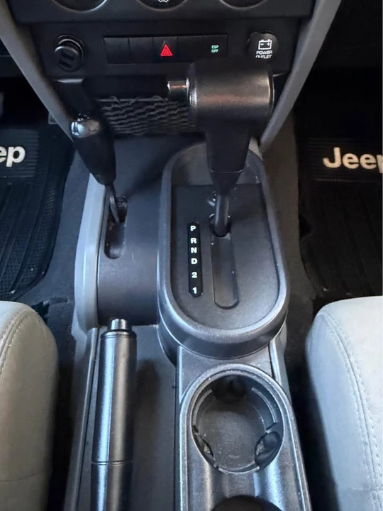 2009 Jeep JK Wrangler - Image 15 of 19