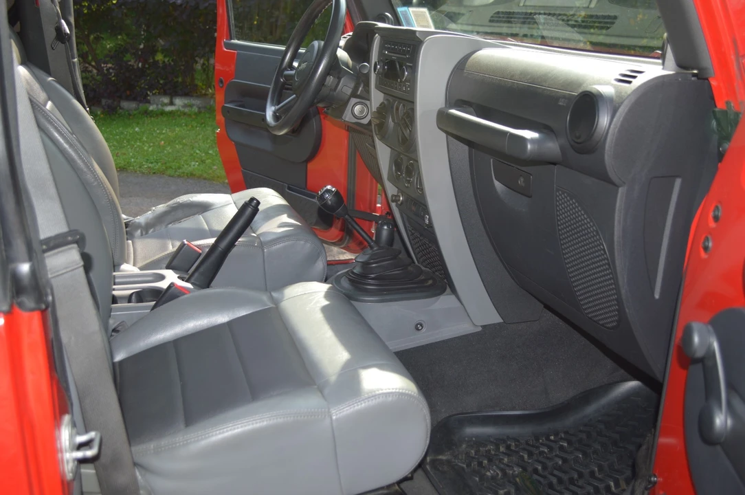 2009 Jeep JK Wrangler - Image 18 of 24