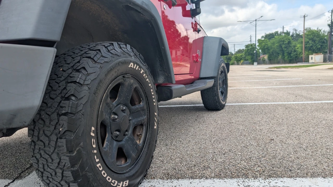2009 Jeep JK Wrangler - Image 16 of 20