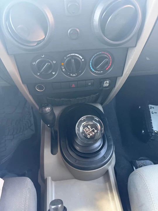2009 Jeep JK Wrangler - Image 15 of 17