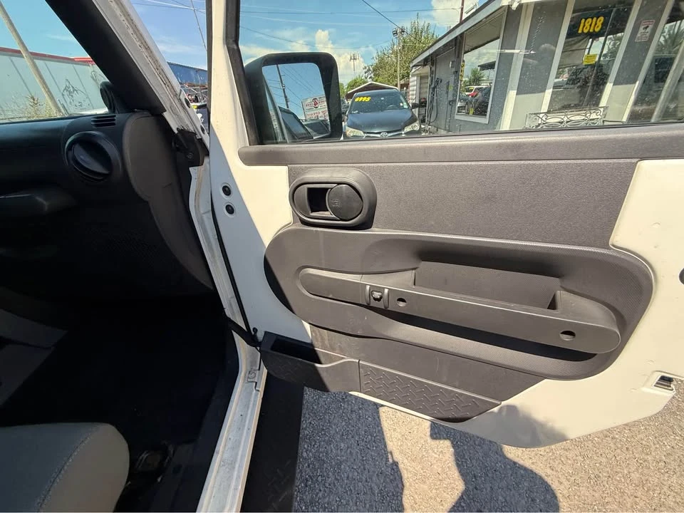 2009 Jeep JK Wrangler - Image 16 of 18