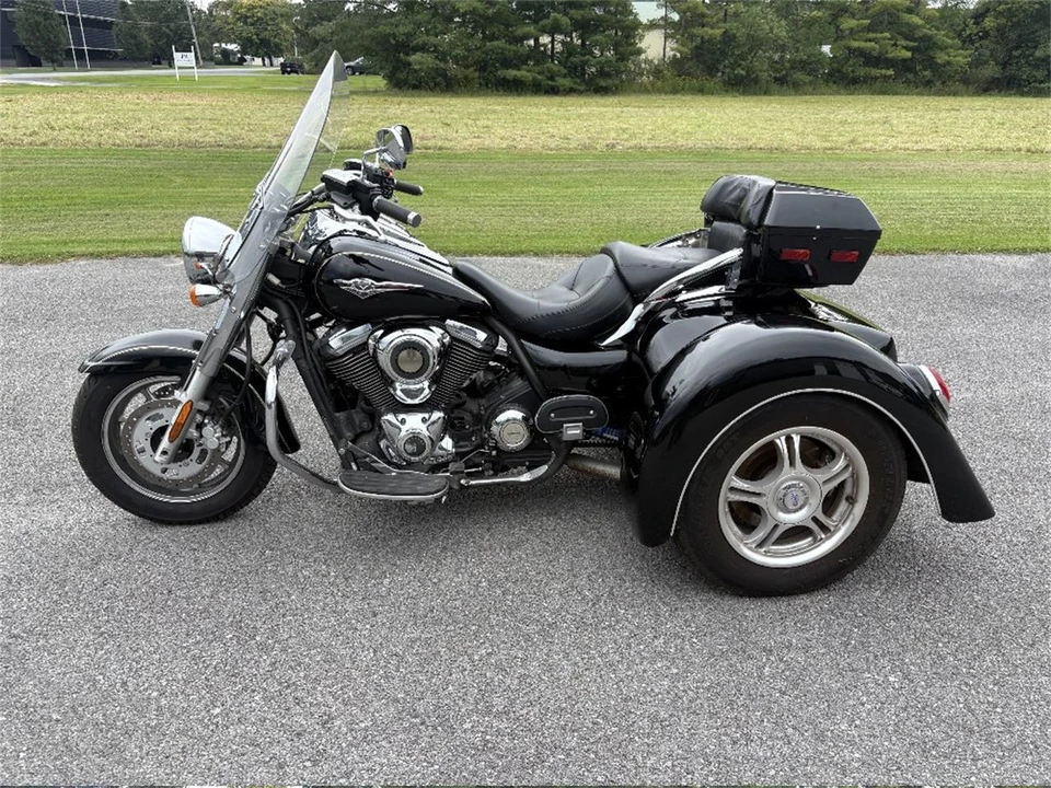 2009 Kawasaki - Image 2 of 14