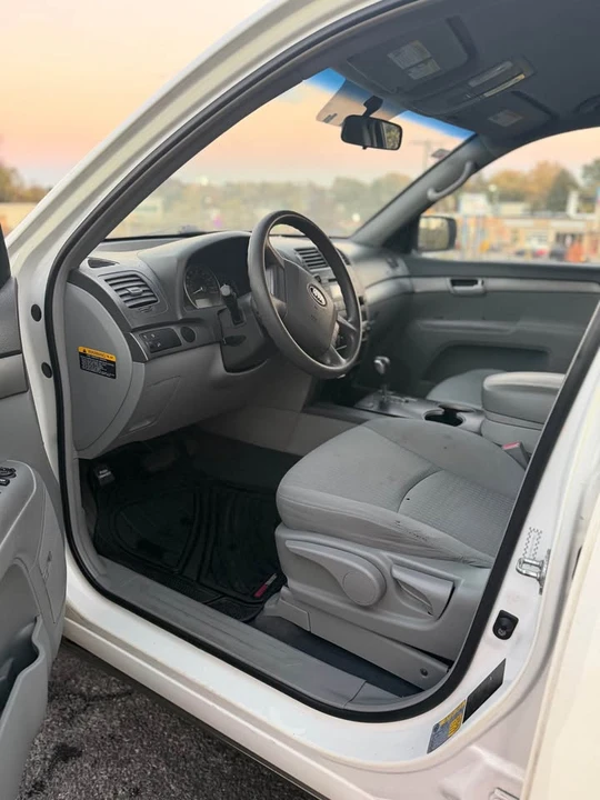 2009 Kia Sorento - Image 8 of 8
