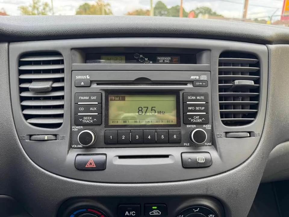 2009 Kia Rio - Image 18 of 18