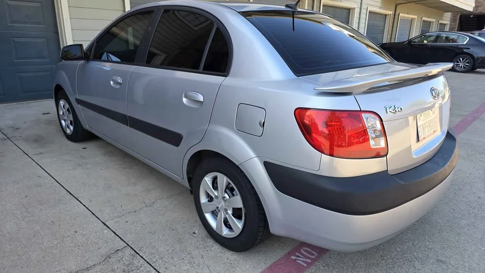 2009 Kia Rio - Image 5 of 10