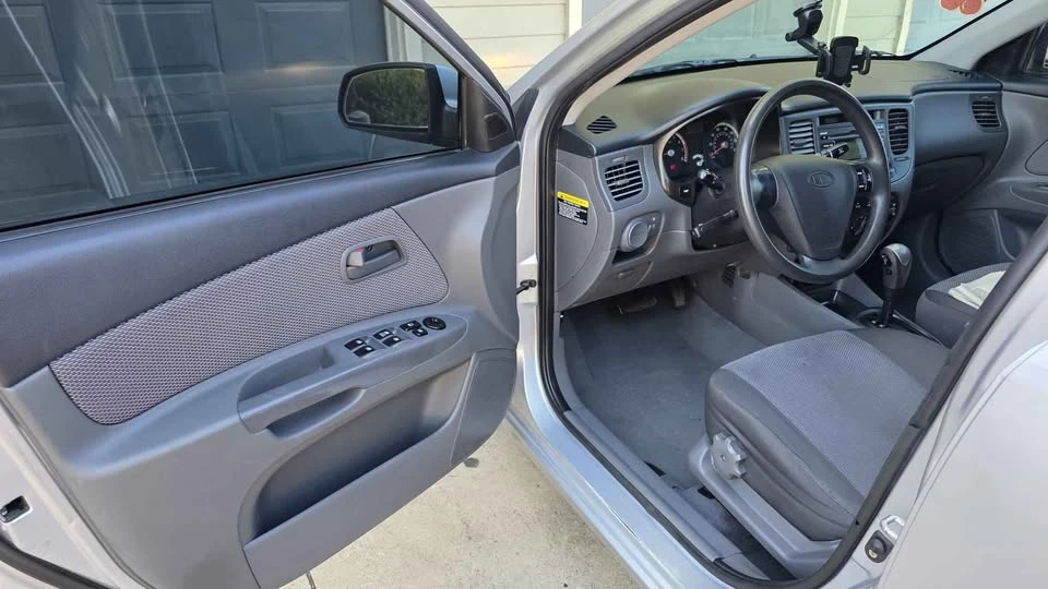 2009 Kia Rio - Image 10 of 10