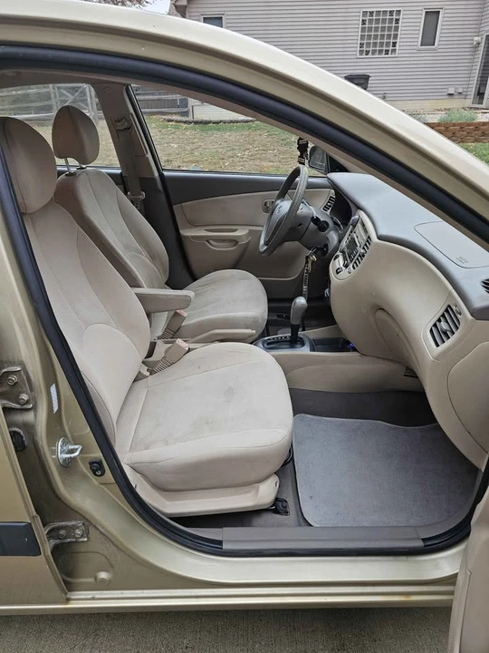 2009 Kia Rio - Image 9 of 10