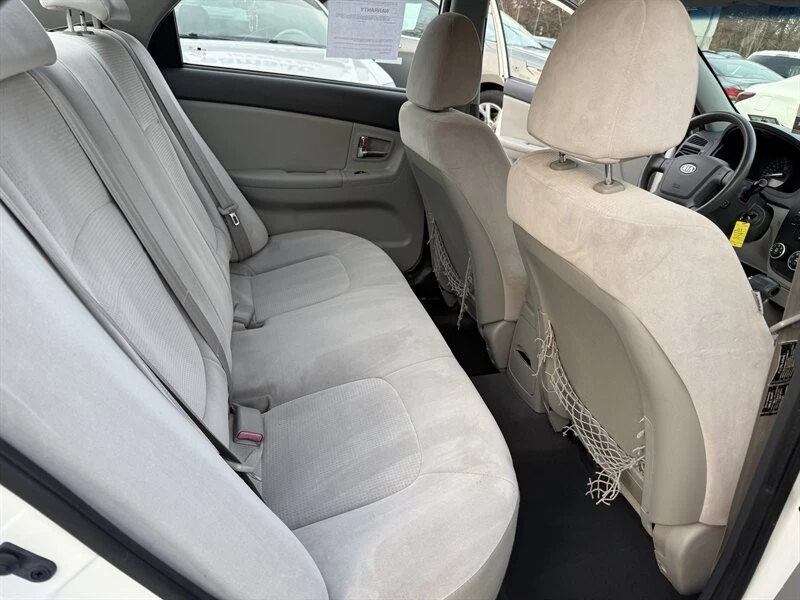2009 Kia Spectra - Image 12 of 14