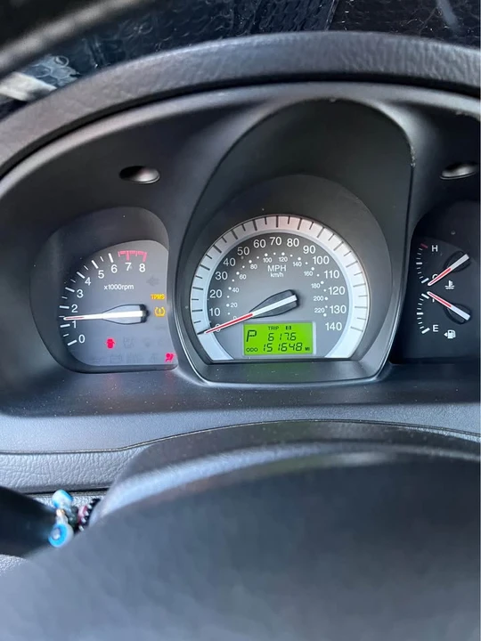 2009 Kia Spectra - Image 10 of 10