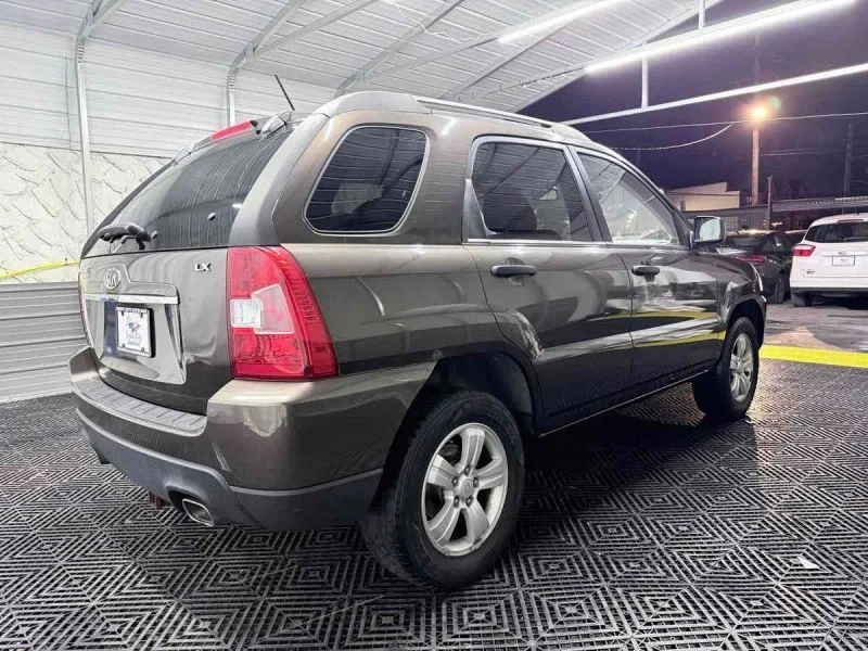 2009 Kia Sportage - Image 7 of 12