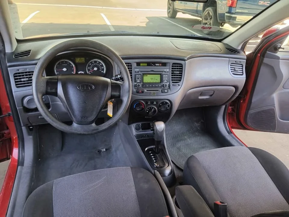 2009 Kia Rio - Image 11 of 16