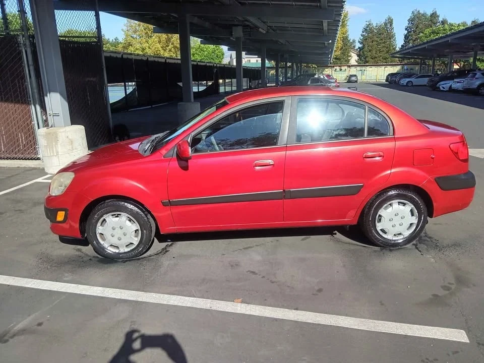 2009 Kia Rio - Image 2 of 16