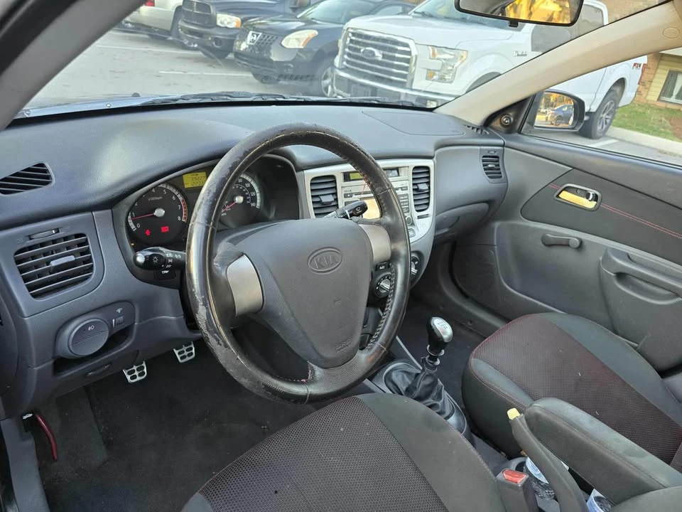 2009 Kia Rio - Image 8 of 11