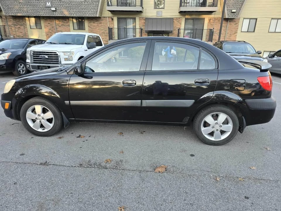 2009 Kia Rio - Image 7 of 11