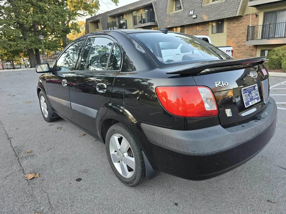 2009 Kia Rio - Image 5 of 11