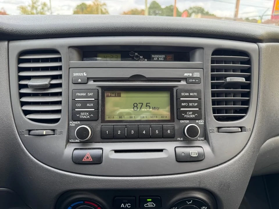 2009 Kia Rio - Image 18 of 18