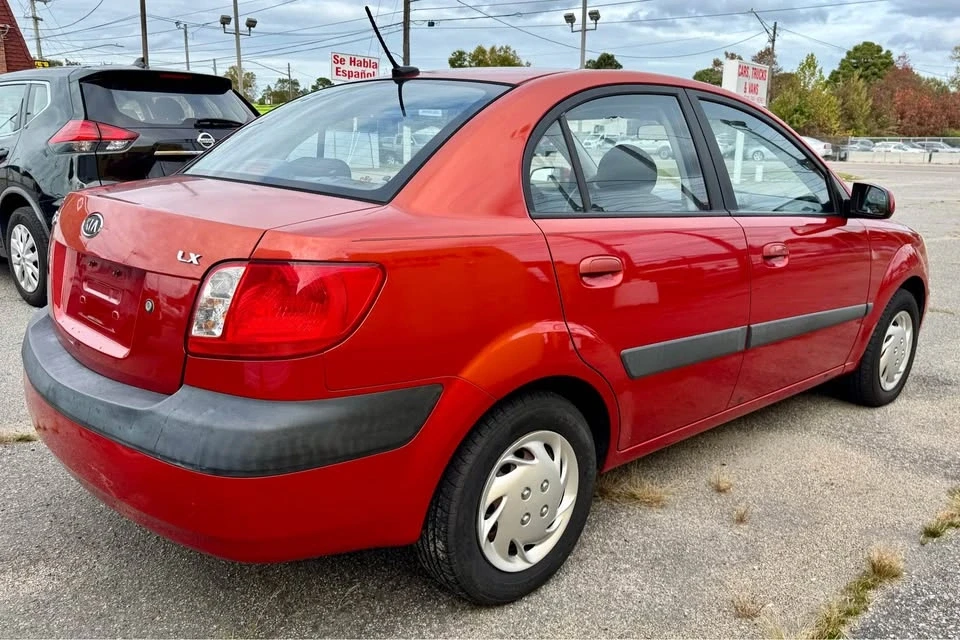 2009 Kia Rio - Image 7 of 18