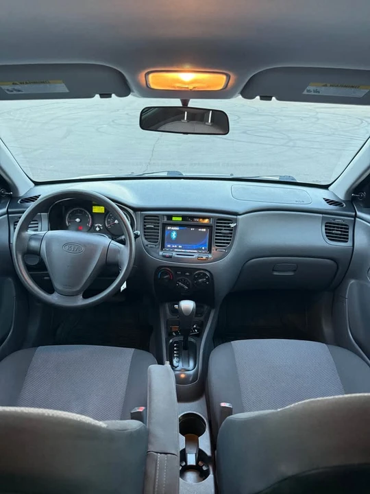 2009 Kia Rio - Image 12 of 17