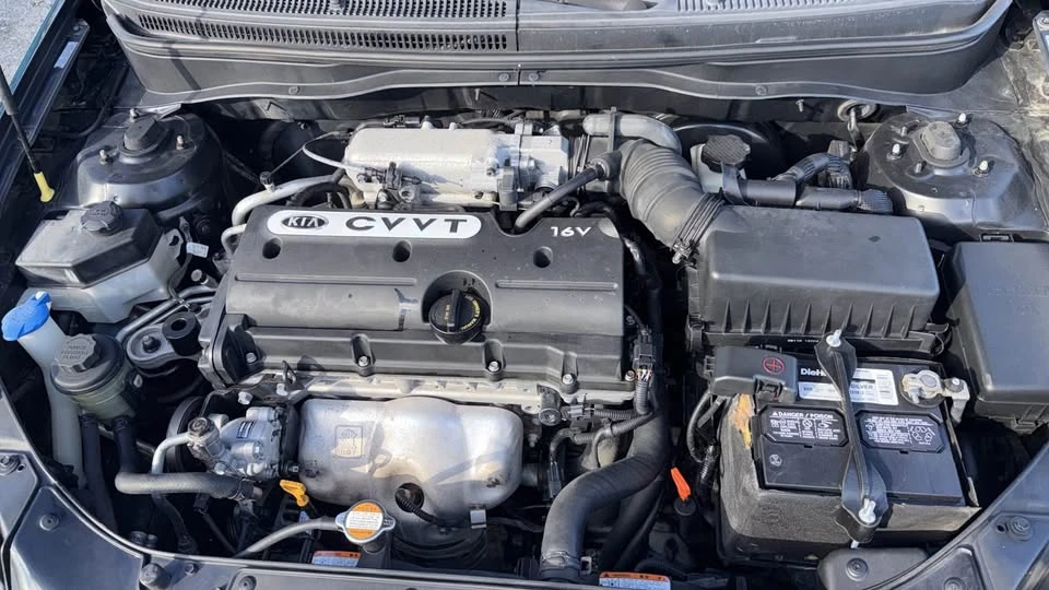 2009 Kia Rio - Image 2 of 3