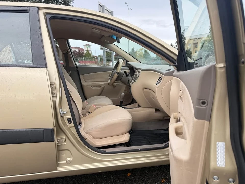 2009 Kia Rio - Image 9 of 14