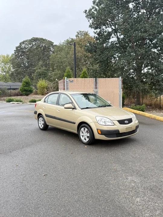 2009 Kia Rio - Image 4 of 14