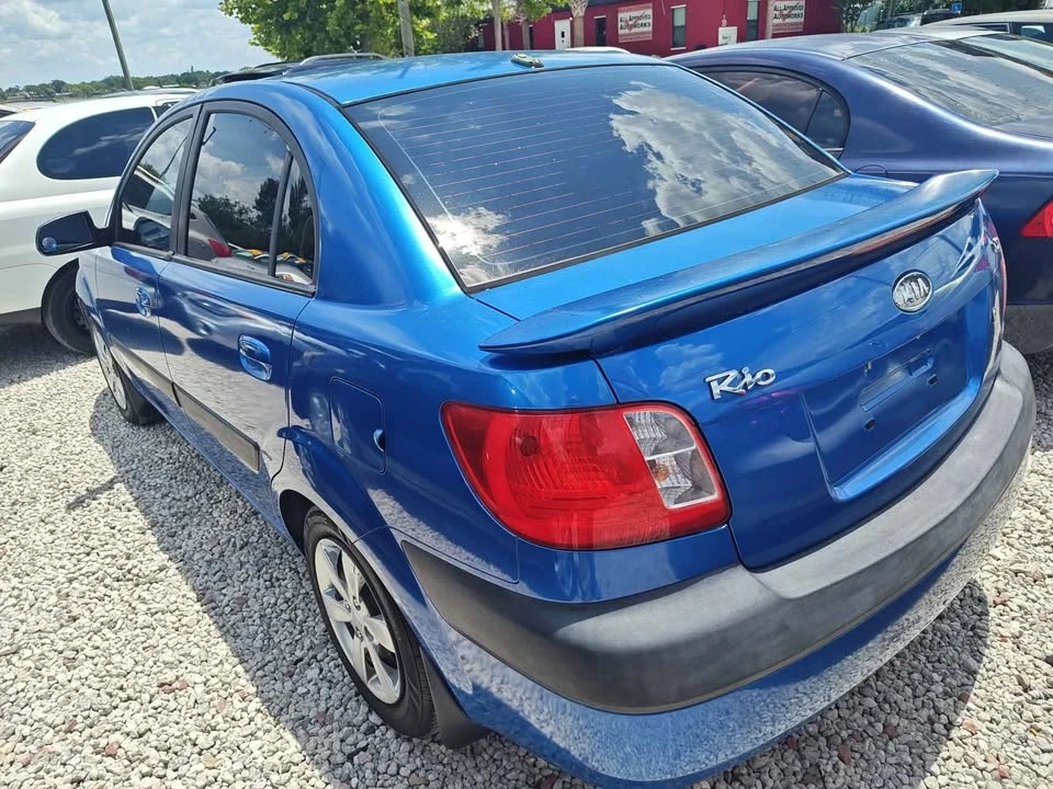 2009 Kia Rio - Image 4 of 6