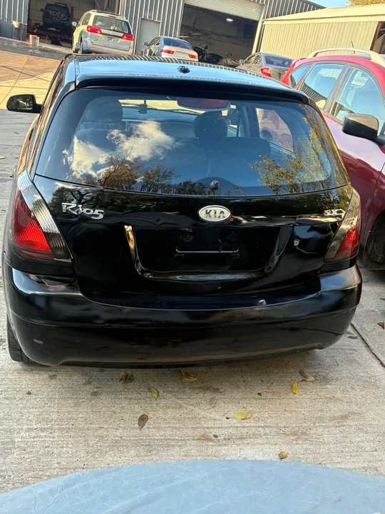 2009 Kia Rio - Image 4 of 7
