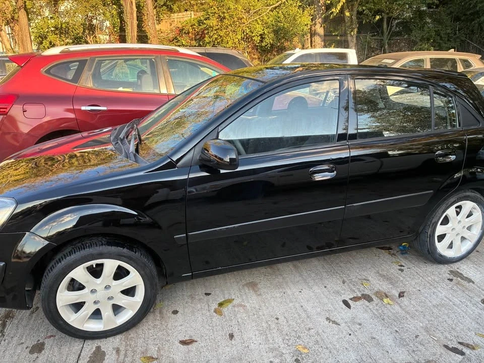 2009 Kia Rio - Image 2 of 7