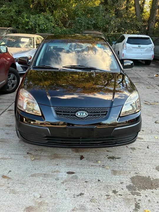 2009 Kia Rio - Image 2 of 7