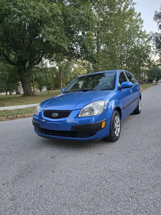 2009 Kia Rio - Image 11 of 13