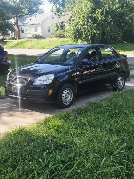 2009 Kia Rio - Image 2 of 2
