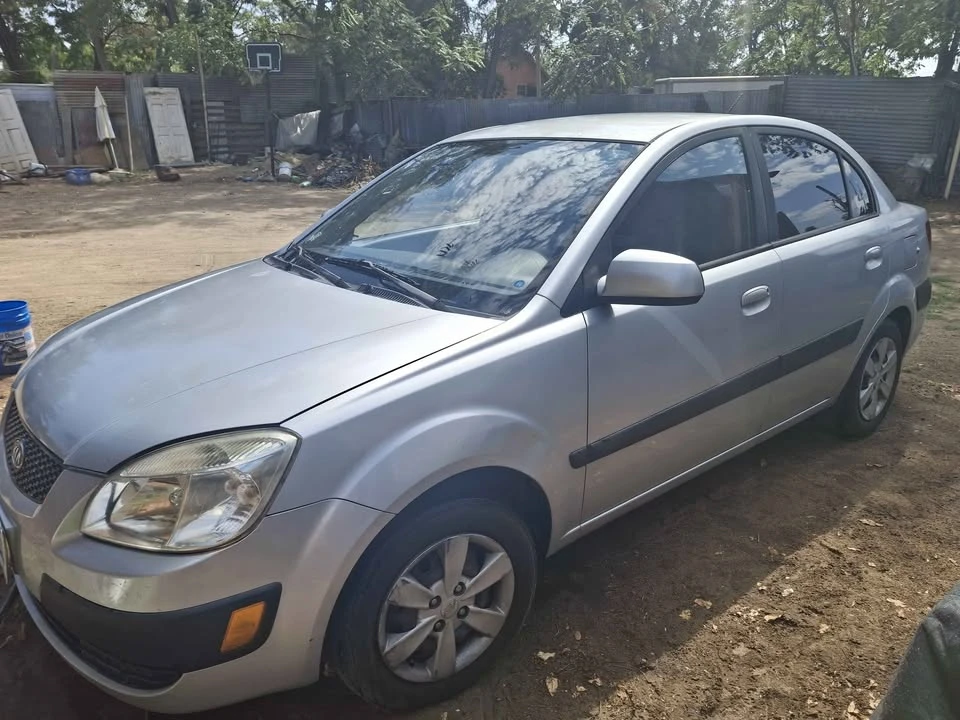 2009 Kia Rio - Image 2 of 5