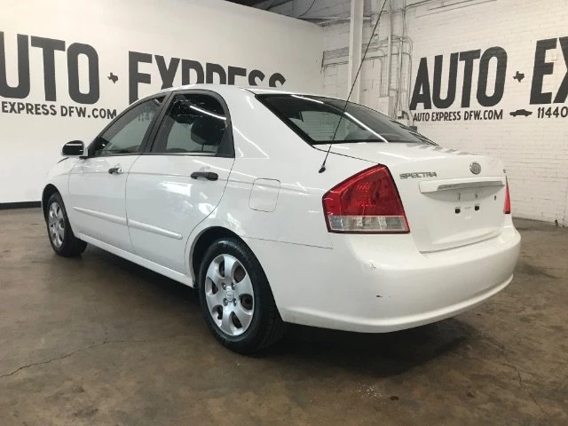2009 Kia Spectra - Image 3 of 5