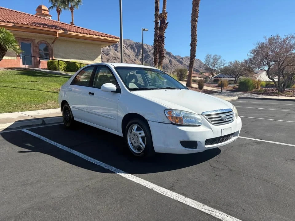 2009 Kia Spectra - Image 6 of 8